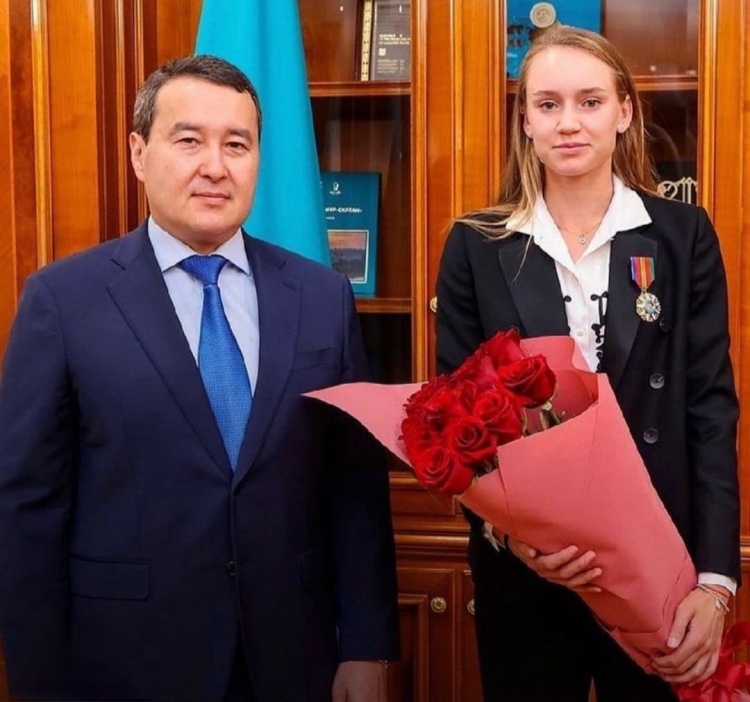 这一壮举离 这一壮举离