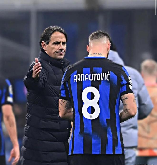 不同文化背 不同文化背