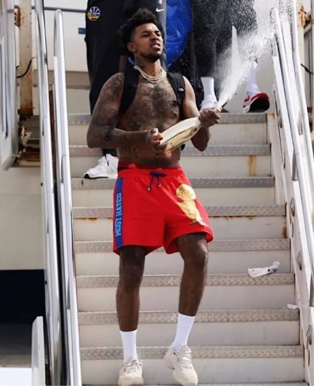 业与与球队 业与与球队