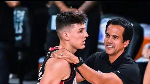 走向的观众 走向的观众